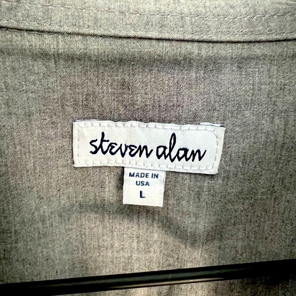 GREY - Steve Alan. - Picture 4 of 4